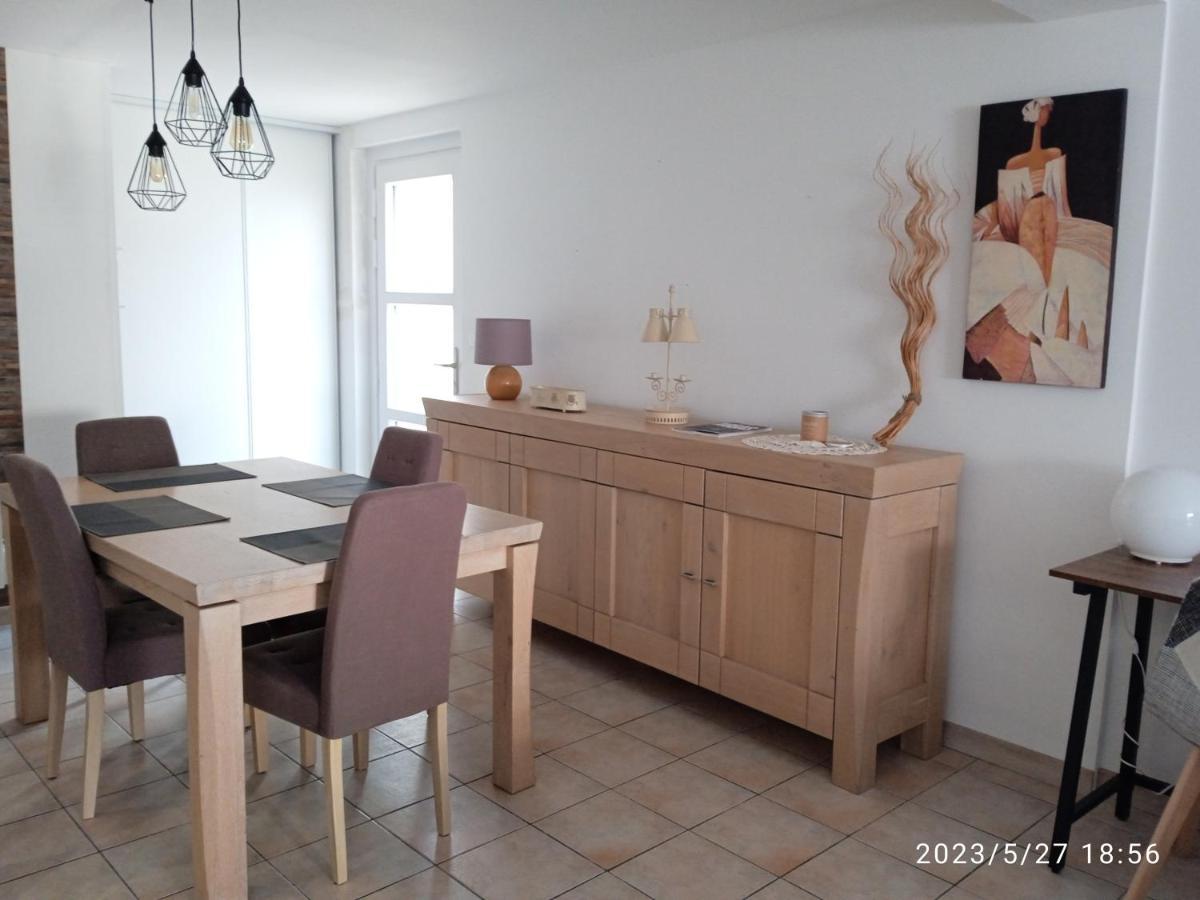 Comme A La Maison Кале Екстериор снимка
